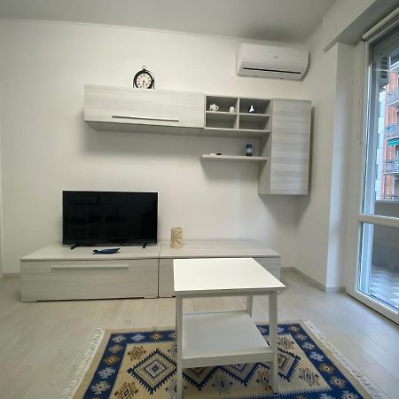 Apartamento Lady Indigo San Siro Milán Exterior foto